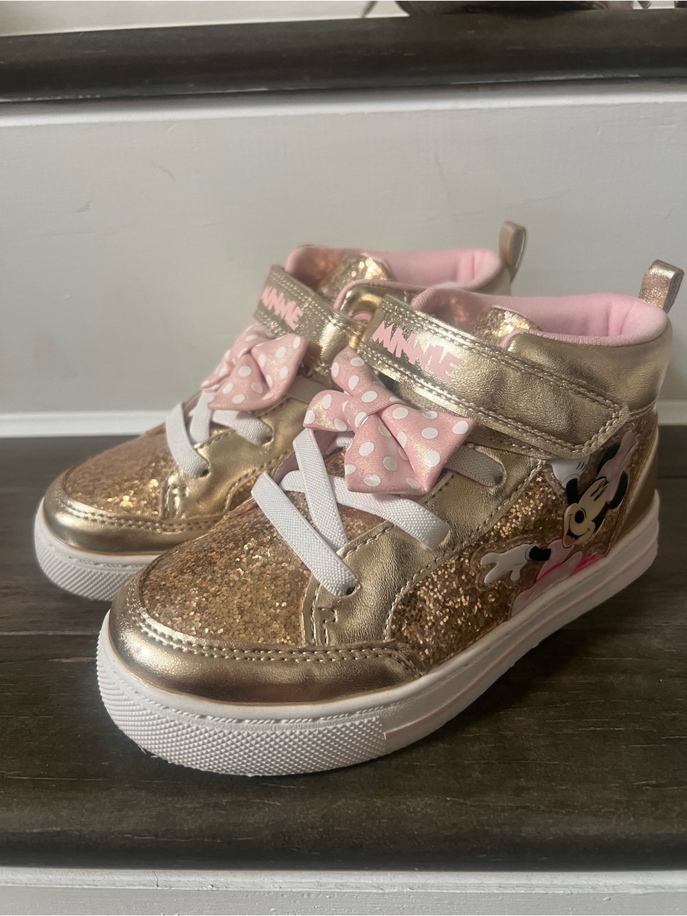 Disney Minnie Gold Glitter High-Top Sneakers with Pink Accents